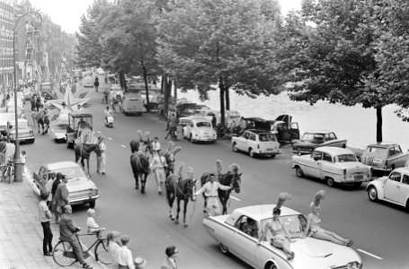 Opdracht persdienst Circus Heros, Bestanddeelnr 919-2674