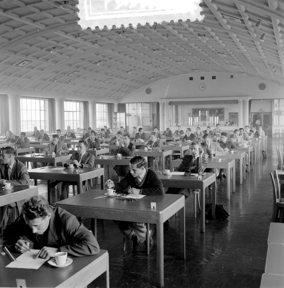 Opdrachten examens Den Haag voor Internationaal Technisch Studiecentrum Amsterda, Bestanddeelnr 907-3335