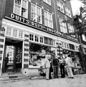 Opdracht Persbureau AD , Duits Reis- en Informatiebureau Spui Amsterdam, Bestanddeelnr 929-3856
