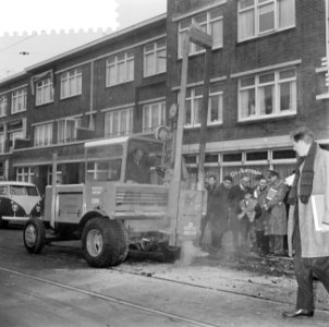 Opdracht Nierstratz, betonsplijtmachine in Den Haag, Bestanddeelnr 918-9227