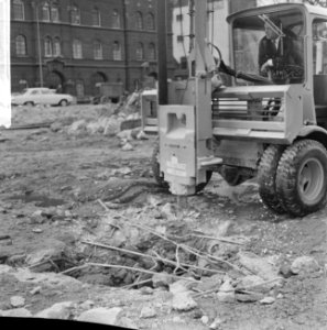 Opdracht Nierstratz, betonbreker, Bestanddeelnr 918-9132
