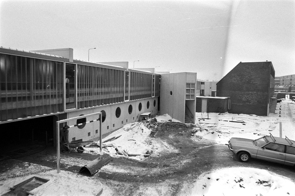 Opdracht aannemersbedrijf J. P. A. Nelissen . Opleveren parkeergarage aan Foppin, Bestanddeelnr 931-8685