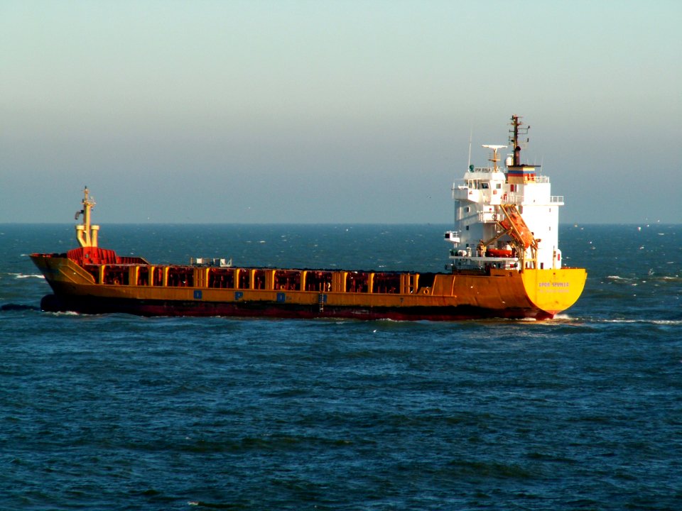 OPDR Sevilla p2 leaving Port of Rotterdam 29-Jan-2006