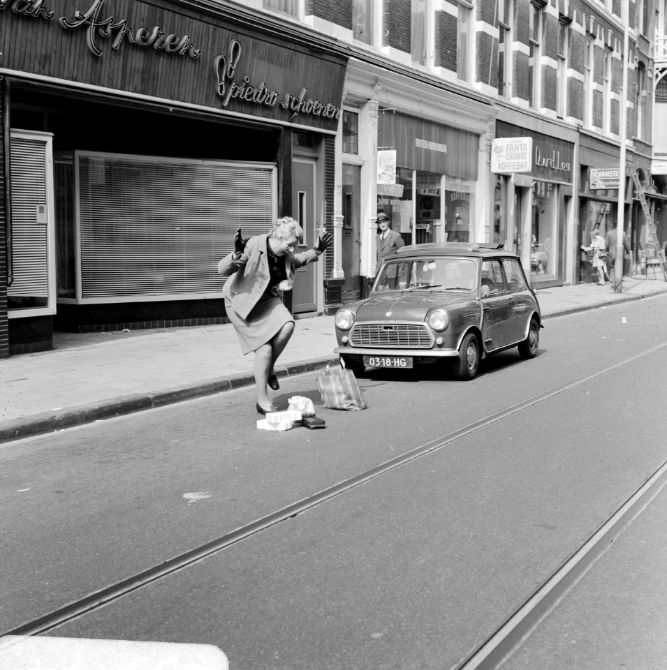 Opdracht Nederlandse Vereniging Bescherming Voetgangers verkeerssituatie, Den Ha, Bestanddeelnr 923-5174