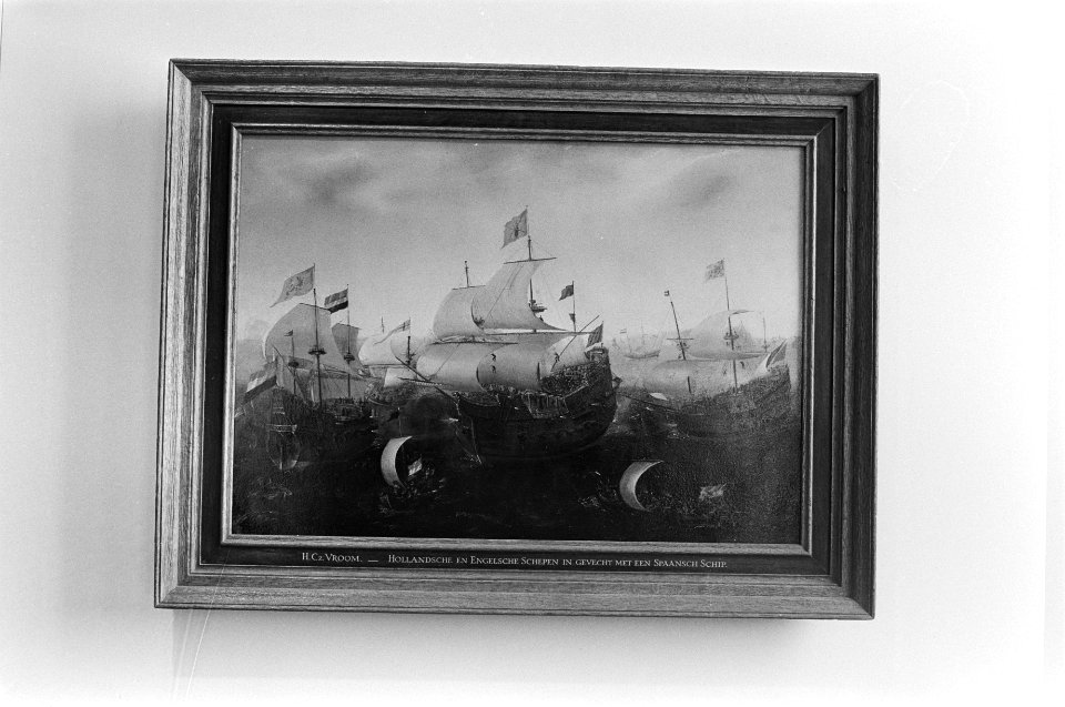 Opdracht Art-Magazine, schilderij Hollandse en Engelse schepen in gevecht met Spaans schip van H. Cz. Vroom, Bestanddeelnr 931-3395