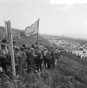 Opdracht Arnhemse Courant 1000 kinderen in Zandvoort, aan het strand, Bestanddeelnr 916-6467