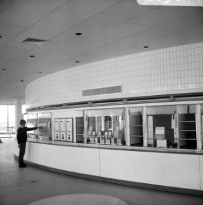 Opdracht Hotel Revue, interieurs horecaf op luchtareaal Schiphol, Bestanddeelnr 920-3044