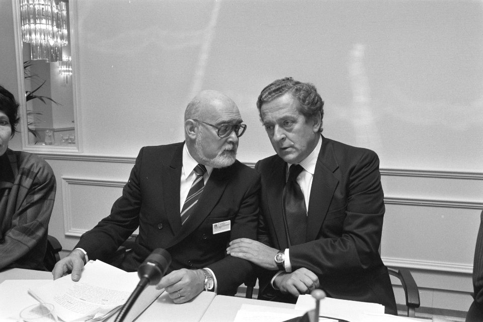 Opdracht Ministerie WVC boekenconferentie, cult. comm. Menca, Bestanddeelnr 934-1181