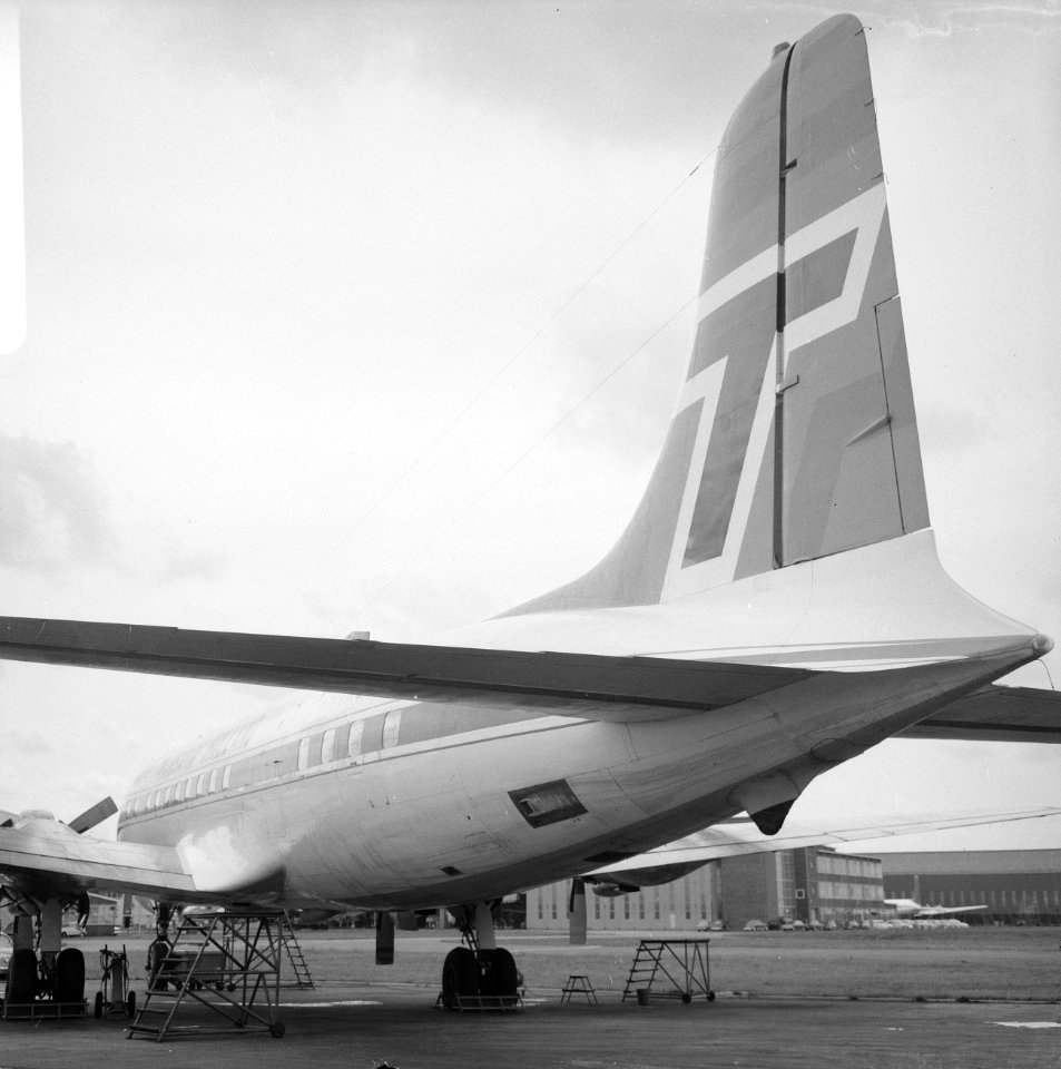 Opdracht Haagse Courant . Vliegtuig Transavia, Bestanddeelnr 920-6016