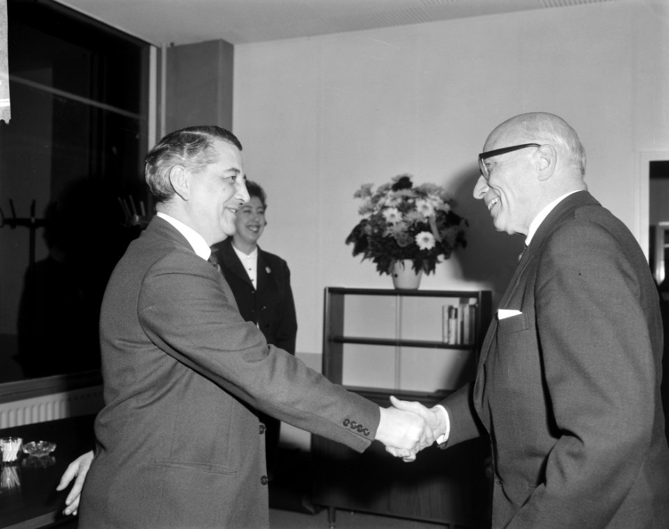 Opdracht Hollander van der Mey, Bestanddeelnr 915-7674