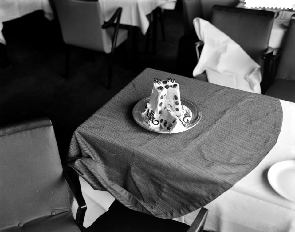 Opdracht Hotel Revue . Gerechten, Bestanddeelnr 912-5114
