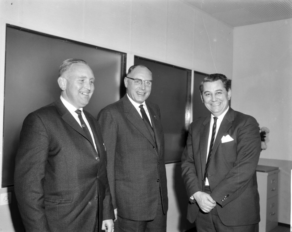 Opdracht Hollander van der Mey, Bestanddeelnr 915-7672