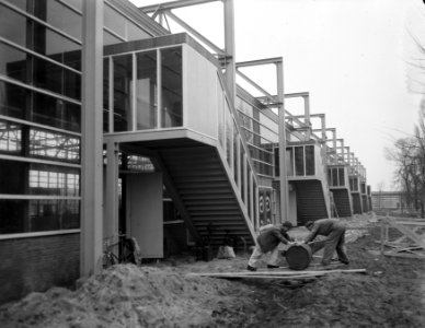 Opbouw E55 Rotterdam Industriehal (trappenhuis), Bestanddeelnr 907-0152