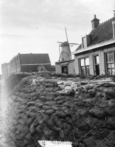 Opbouwplaatjes Zeeland. Opbouw verwoeste huizen, Bestanddeelnr 905-7434