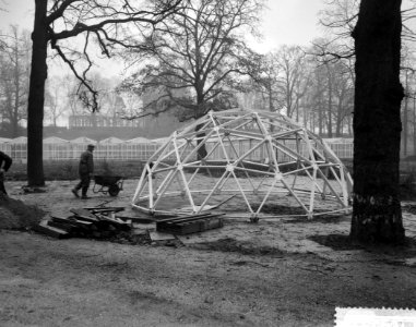 Opbouw internationale tuinbouwtentoonstelling Floriade te Rotterdam, merkwaardig, Bestanddeelnr 910-9151