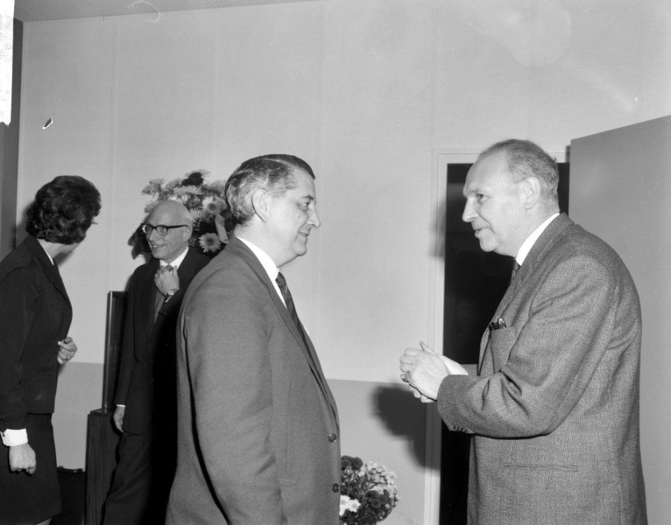 Opdracht Hollander van der Mey, Bestanddeelnr 915-7679