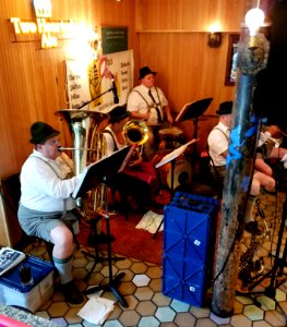 Opa's Oompah Band - Oktoberfest, Beat Brew Hall - Cambridge, MA - 20181007 124527
