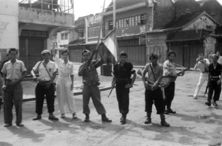 Op zaterdag 12 november 1949 nam de T.N.I. de stad Solo over van de Nederlands, Bestanddeelnr 884