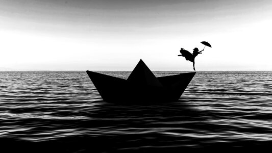 Black and white gray sea gray dance
