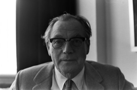 Opdracht Elsevier dr. C. van Emde Boas zenuwarts en sexuoloog, kop, Bestanddeelnr 923-9650