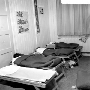 Opdracht Elsevier kinderen slapen in creche, Bestanddeelnr 922-1999 photo