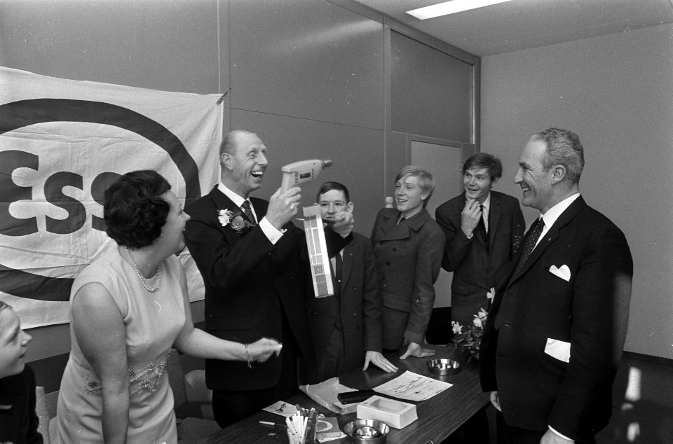 Opdracht Esso Nederland receptie in Esso Motor Hotel, Amsterdam, Bestanddeelnr 922-1665