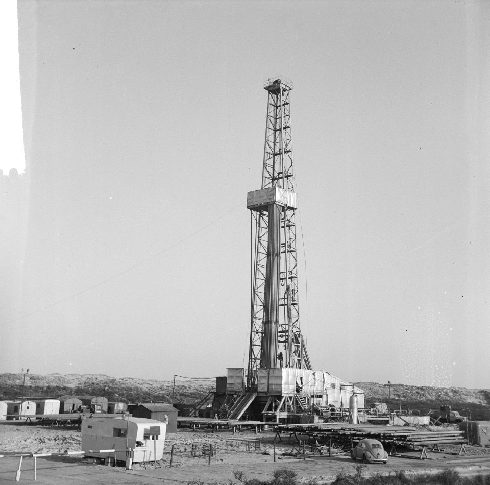 Op zoek naar aardgas op Ameland, boortoren van de Caltex Nes, Bestanddeelnr 916-0223