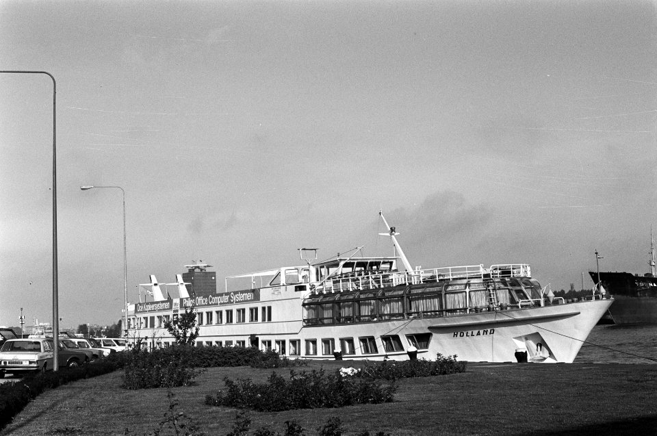 Opdracht Jules Farber , motorschip Holland van Oce Umdate etc exterieur Hol, Bestanddeelnr 928-1826
