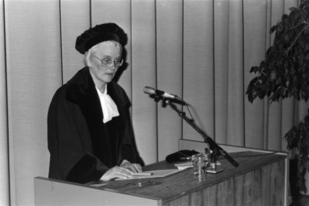 Opdracht Leeuwarder Courant professor dr. A. Feitsma, Bestanddeelnr 933-6336