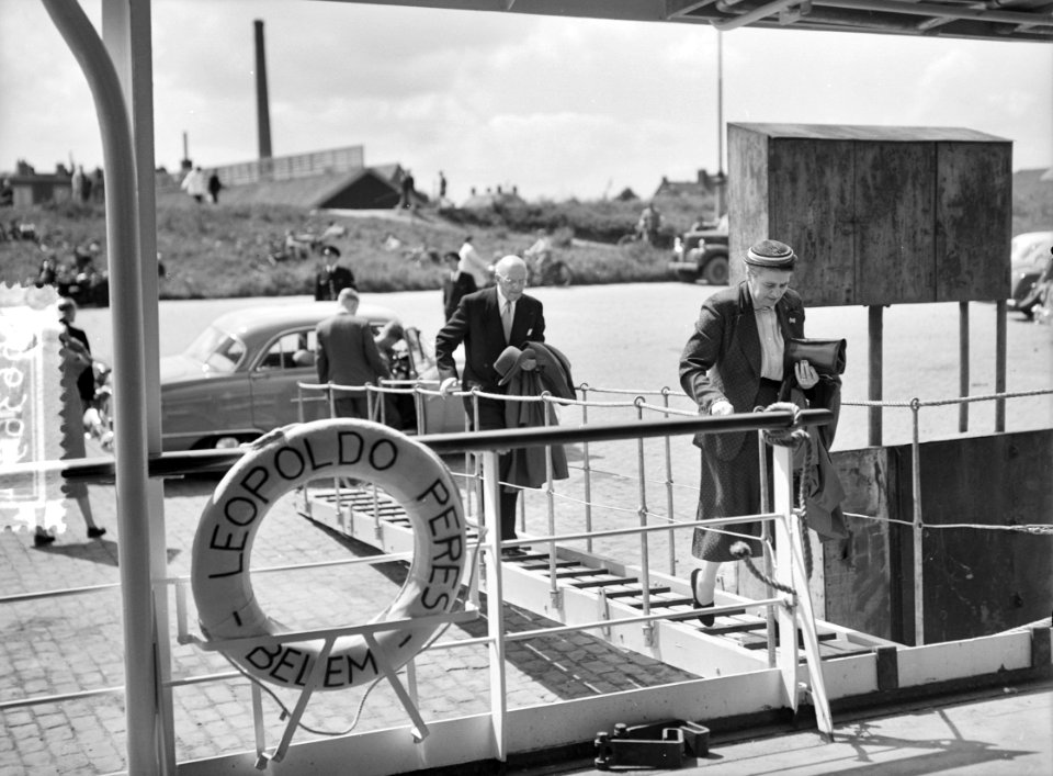 Opdracht Ir. Bur. de Vlieger bij Gebr. Van de Werf Deest, Bestanddeelnr 906-6369