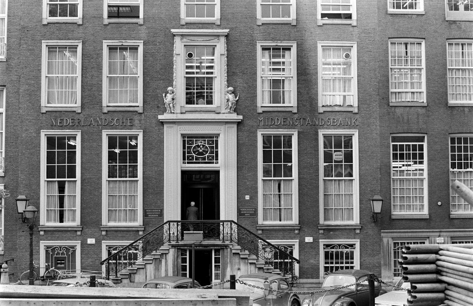 Opdracht Elsevier exterieur Nederlandse Middenstandsbank Herengracht, Bestanddeelnr 923-6979