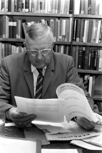 Opdracht HP Prof. dr. J. Verkuyl , kop, Bestanddeelnr 923-7360
