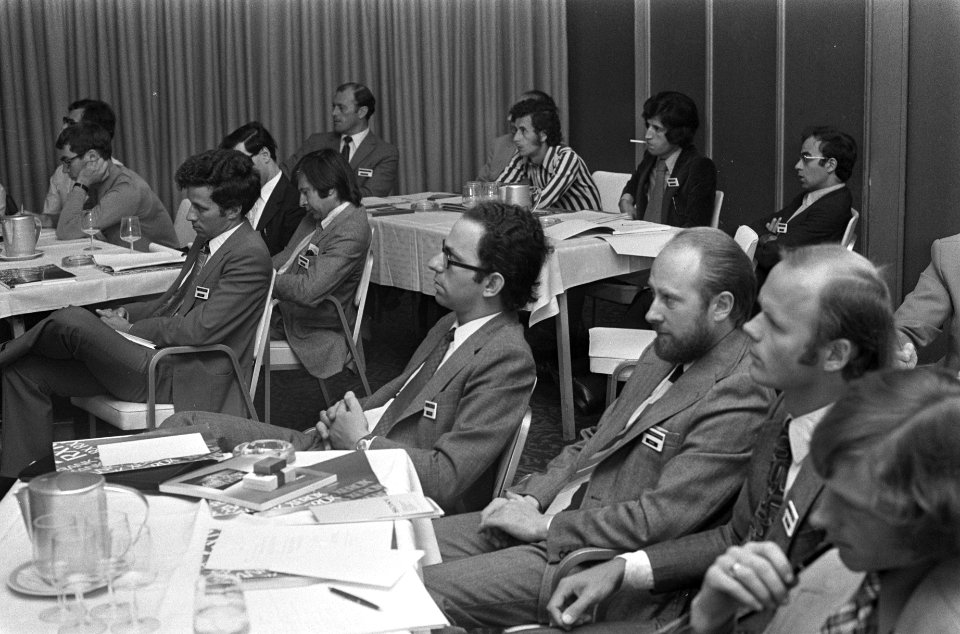 Opdracht in Hilton Hotel, Bestanddeelnr 926-5368