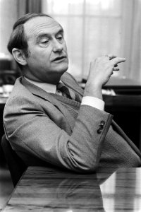 Opdracht Gelderlander Jaap Boersma , directeur stadsreiniging Amsterdam, Bestanddeelnr 932-8698