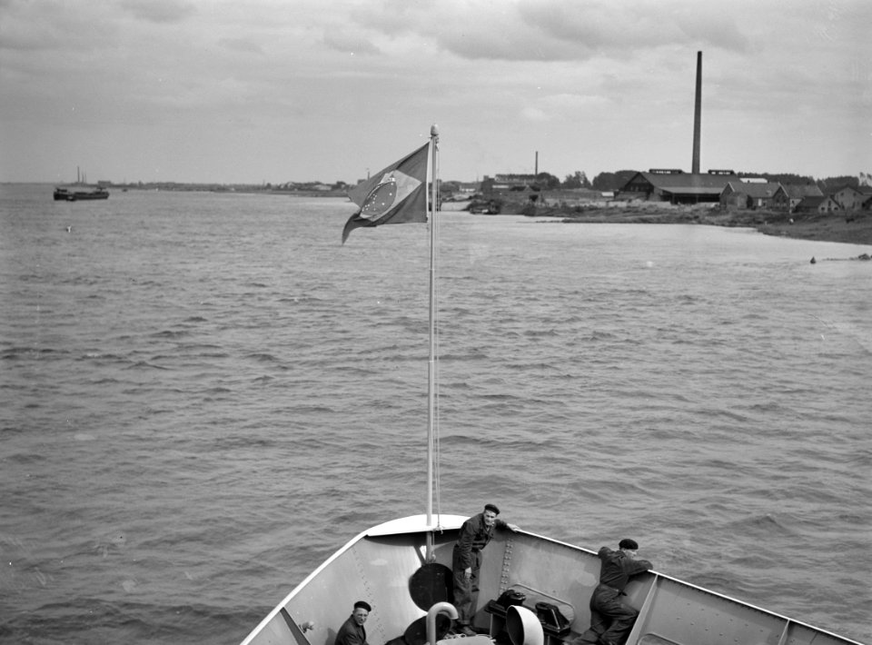 Opdracht Ir. Bur. de Vlieger bij Gebr. Van de Werf Deest, Bestanddeelnr 906-6329