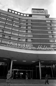 Opdracht in Hilton Hotel, Bestanddeelnr 926-5377
