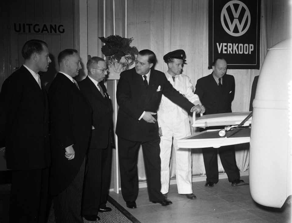 Opening RAI autotentoonstelling, Bestanddeelnr 904-9890