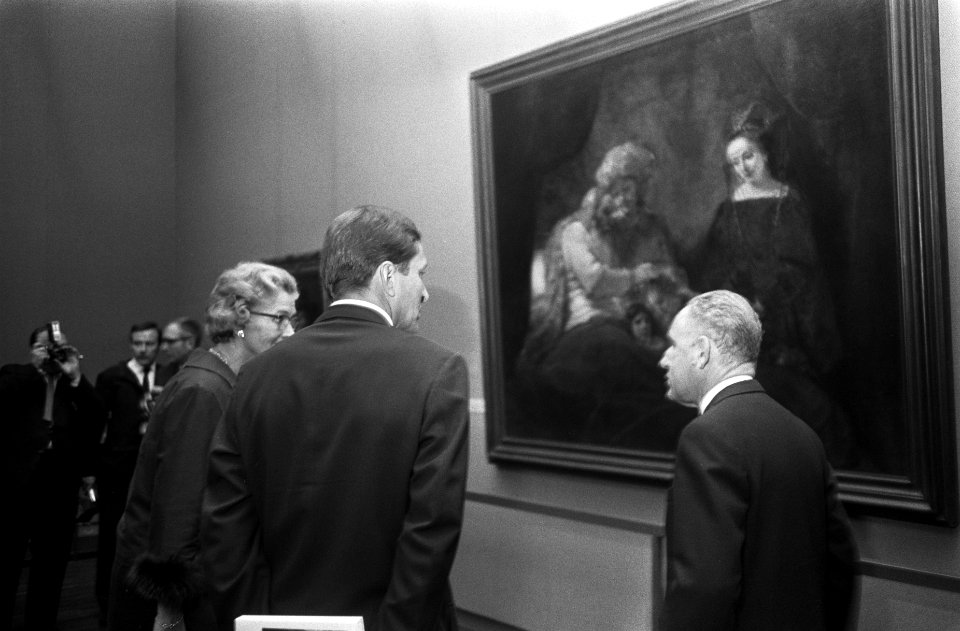 Opening Rembrandttentoonstelling in Rijksmuseum Amsterdam v.l.n.r. Klompe, Pr. C, Bestanddeelnr 922-7822