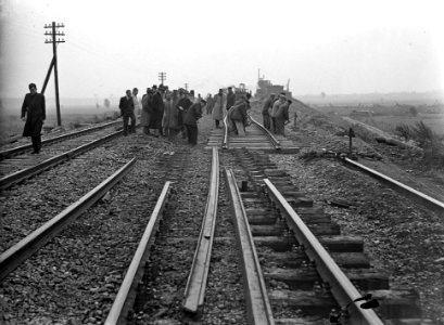 Opening spoorbrug bij Buggenum, Bestanddeelnr 902-3935