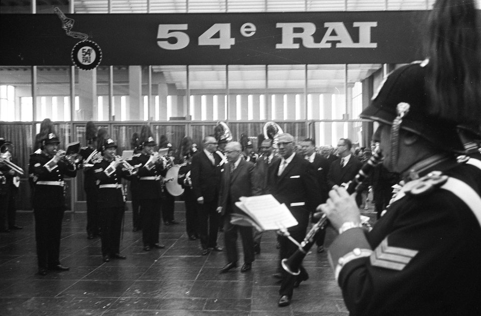 Opening RAI door Minister de Quay, Bestanddeelnr 920-0836