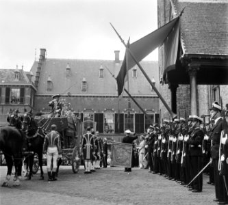 Opening Staten Generaal Binnenhof, Bestanddeelnr 904-7704