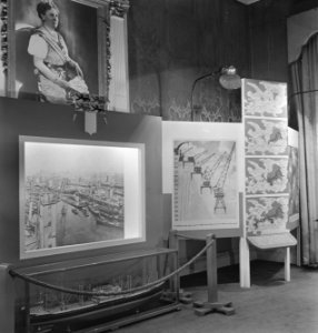Opening Rotterdam-tentoonstelling ter herdenking van het bombardement in mei 194, Bestanddeelnr 935-2371