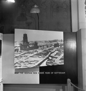 Opening Rotterdam-tentoonstelling ter herdenking van het bombardement in mei 194, Bestanddeelnr 935-2373