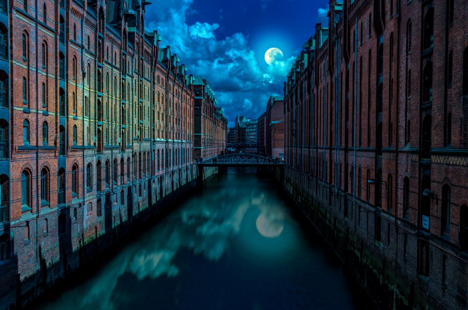 Night photos moonlight lighting