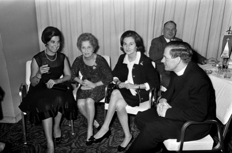 Opdracht hr. Duinker receptie Hilton Hotel . Iberia Airlines, Bestanddeelnr 920-8618