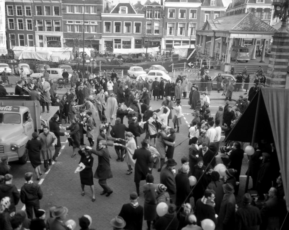 Opening studenten lustrum in Leiden, overzicht, Bestanddeelnr 917-3559