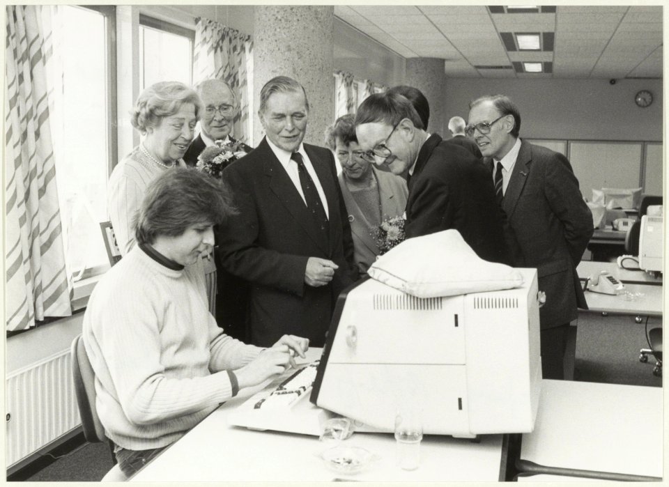 Opening van de ABN-bank in de Zijl