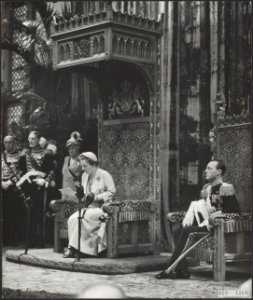 Opening van de Staten-Generaal in de Ridderzaal te Den Haag. Koningin Juliana le, Bestanddeelnr 019-1260