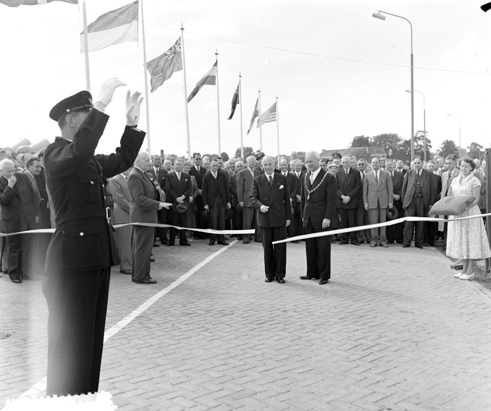 Opening Schipholweg naar Arnhem (Haarlem), Bestanddeelnr 906-5846