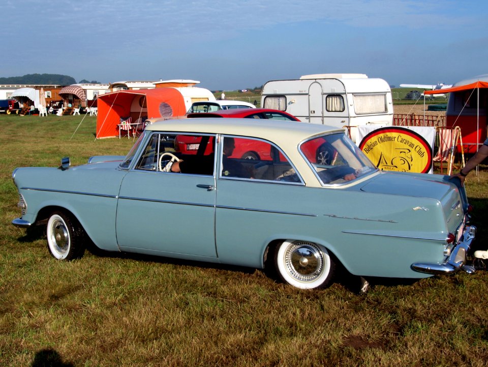 Opel Rekord 1700, Belgian